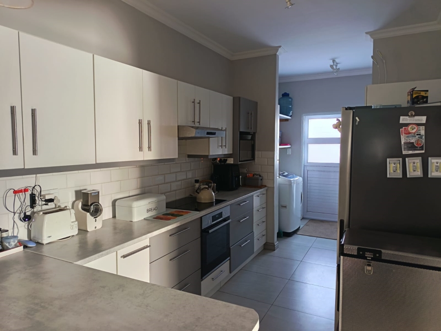 2 Bedroom Property for Sale in Vredenburg Western Cape